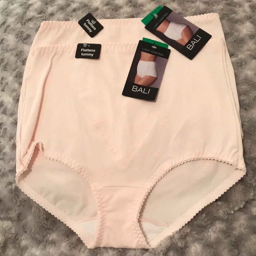 Bali 2 Pair Light Control Briefs Style# 8037 Size L NWT - Picture 1 of 7